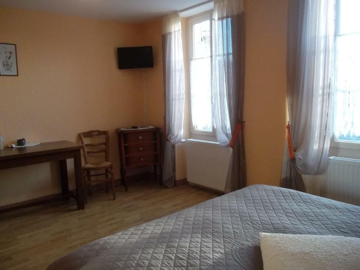Armalou Bed & Breakfast ปูญี-ซูร์-ลัวร์ ภายนอก รูปภาพ